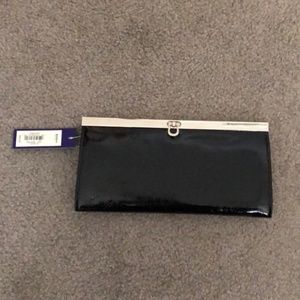 Apt 9 Black Clutch